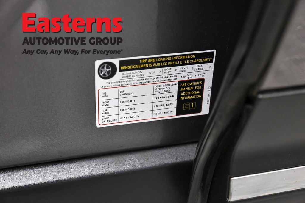 Used 2021 Mercedes-Benz GLB 250 4MATIC w/ Premium Package image 36