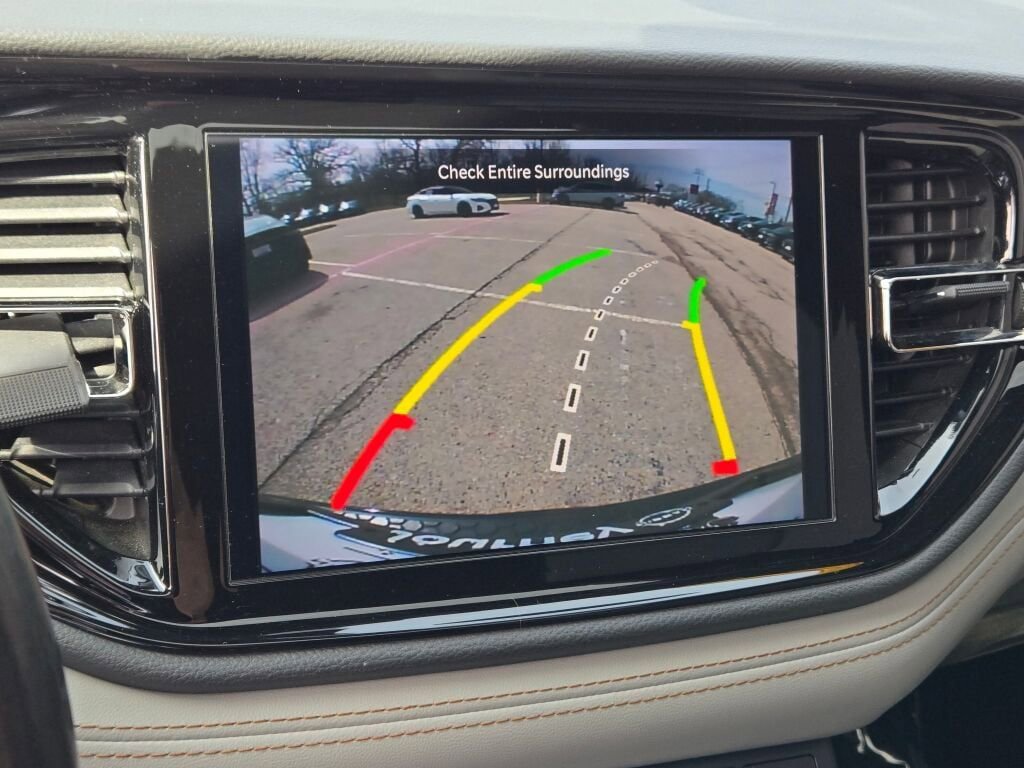Used 2021 Dodge Durango R/T w/ Tow 'N Go Package image 38
