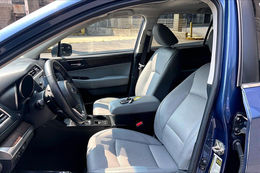Used 2019 Subaru Outback 2.5i Limited AWD/4WD image 15