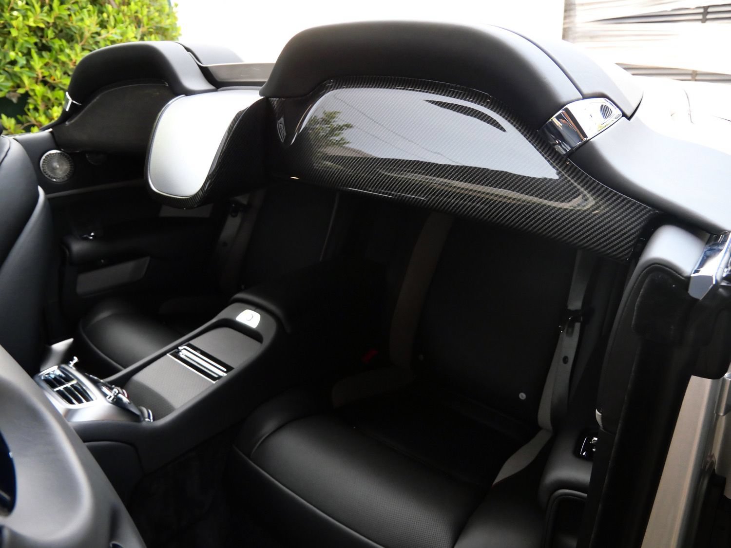 Used 2021 Rolls-Royce Dawn RWD image 31
