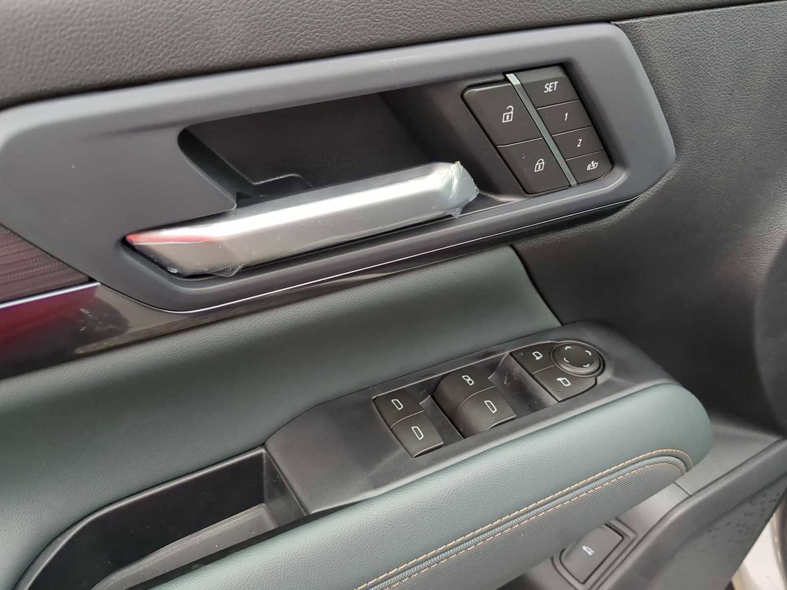 New 2026 GMC Terrain AT4 w/ Convenience Package III image 12