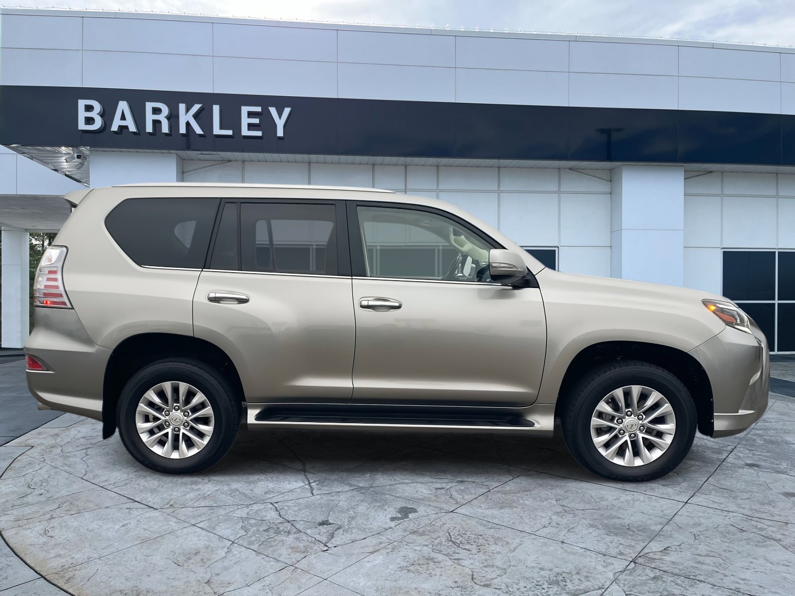 Used 2022 Lexus GX 460 Premium image 8