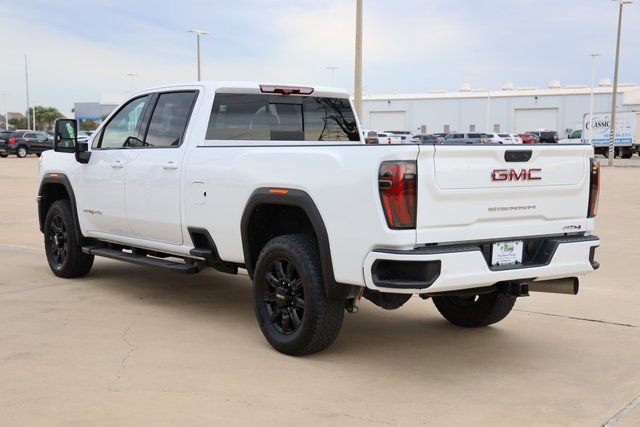 Certified 2025 GMC Sierra 3500 AT4 w/ Technology Package image 6