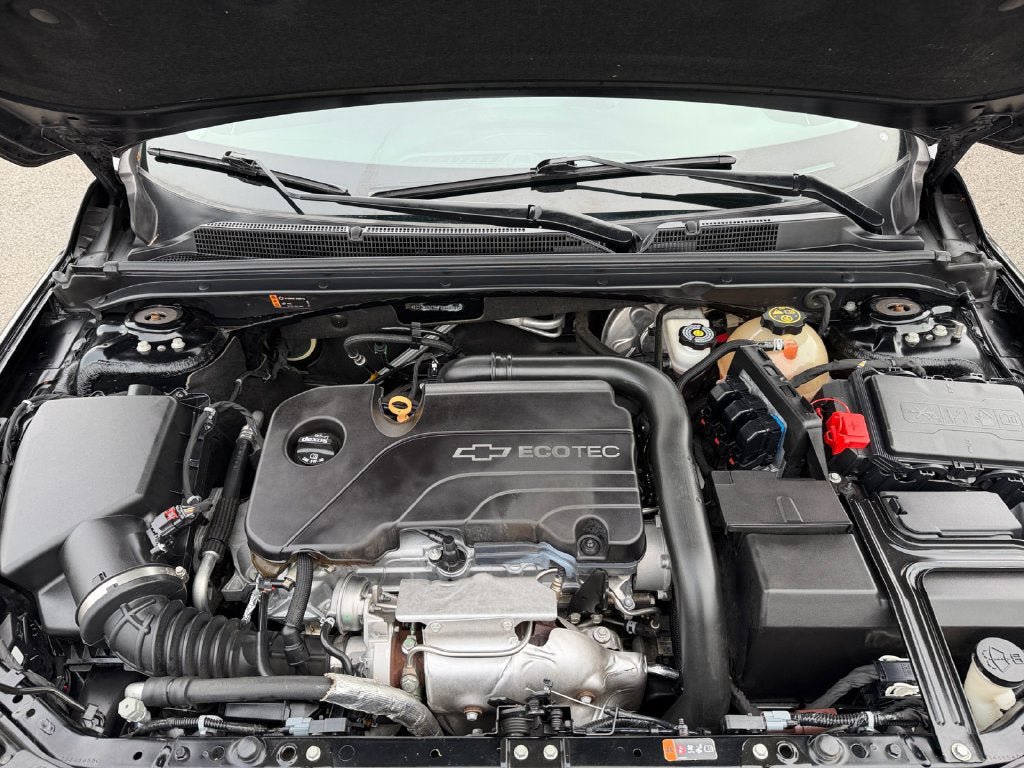 Used 2017 Chevrolet Malibu LS FWD image 29