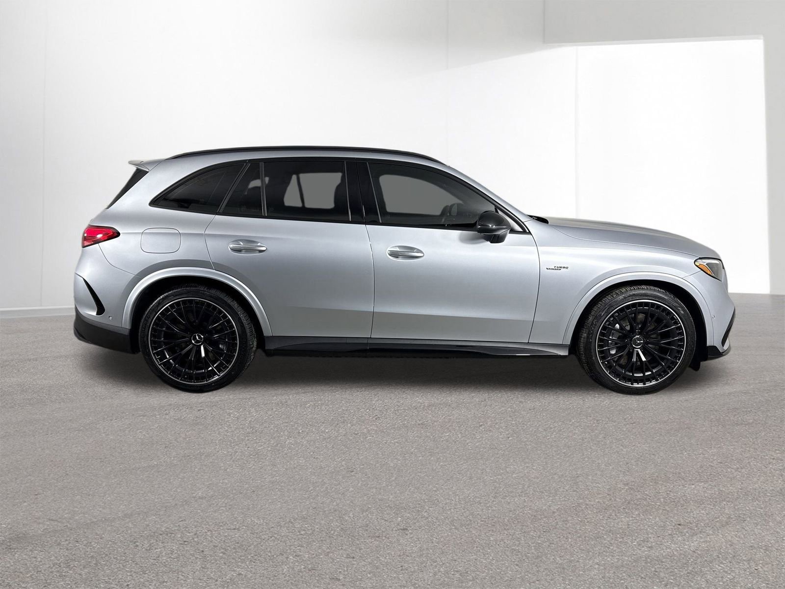 Used 2024 Mercedes-Benz GLC 43 AMG 4MATIC image 36