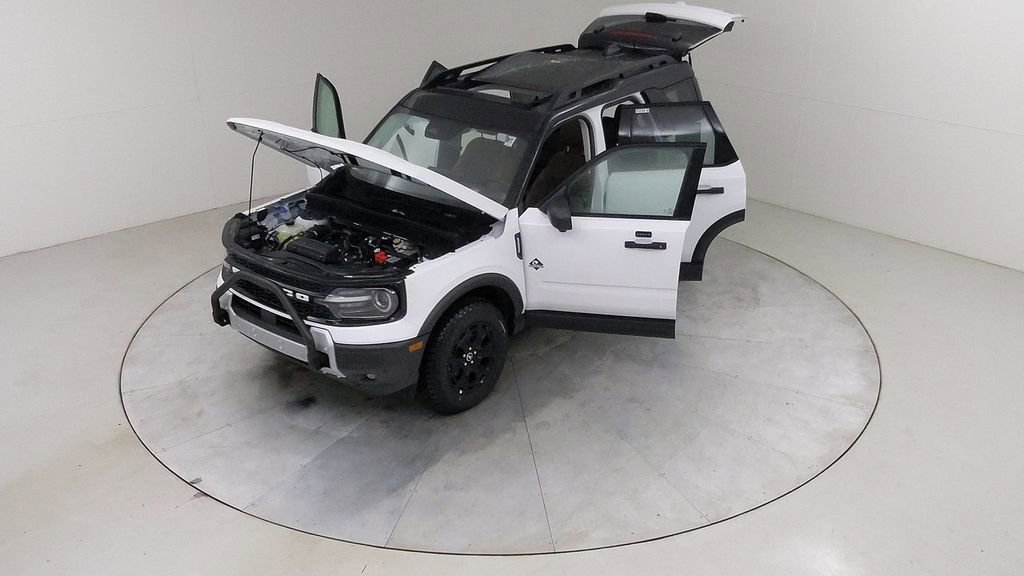 New 2025 Ford Bronco Sport Outer Banks w/ Sasquatch Outer Banks Package image 44