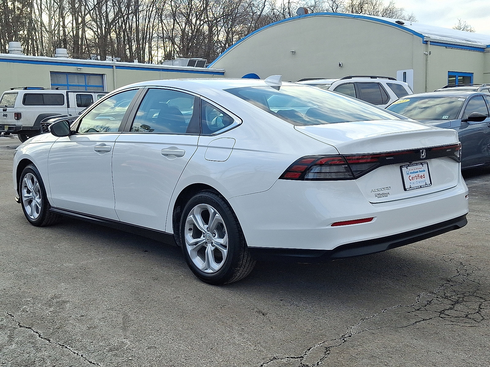 Certified 2025 Honda Accord LX image 9