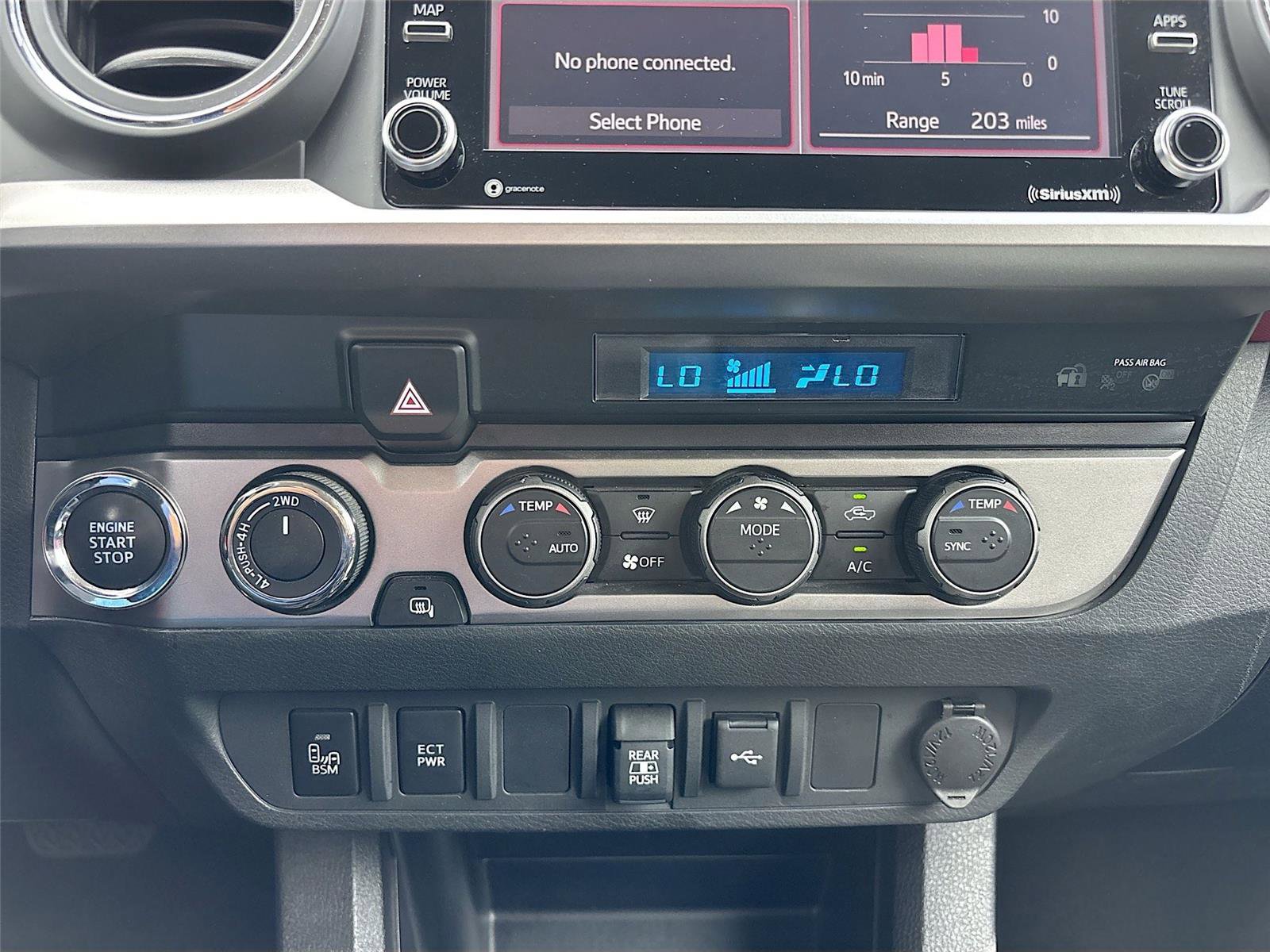 Used 2023 Toyota Tacoma SR5 w/ Technology Package AWD/4WD image 17