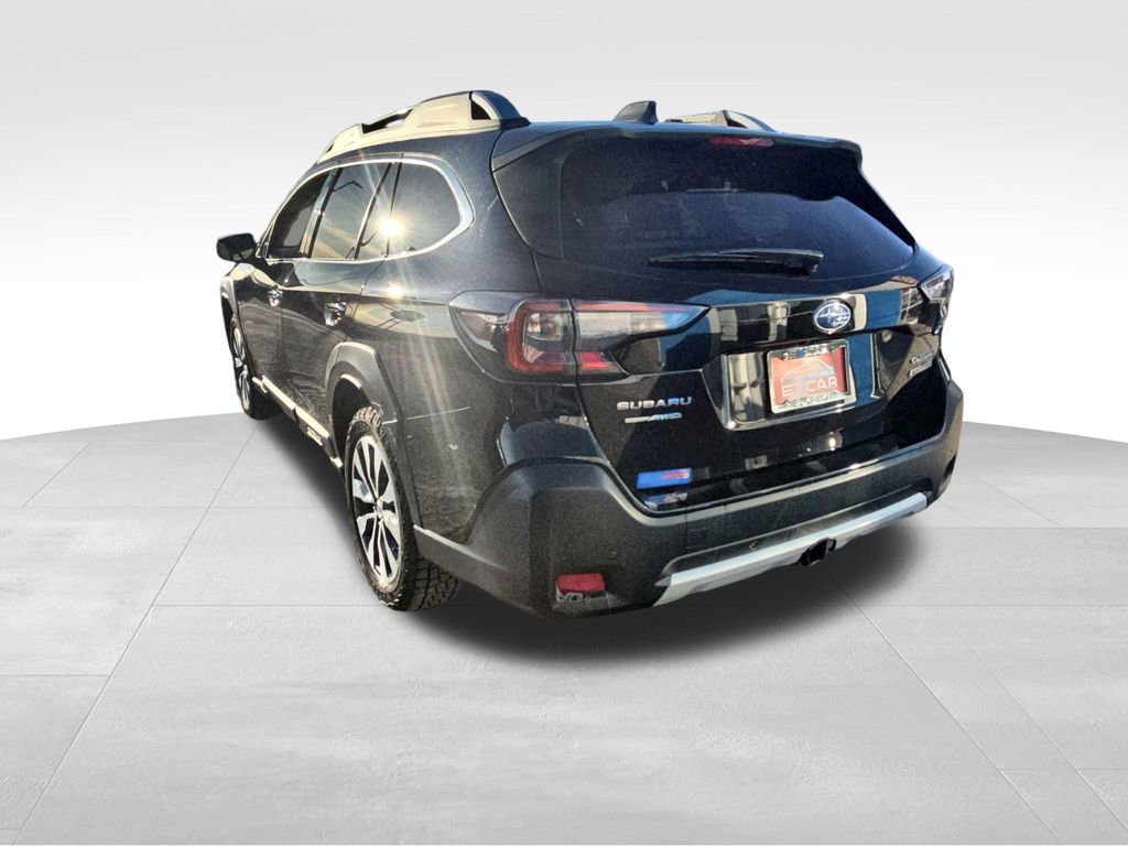 Used 2023 Subaru Outback Touring XT image 6