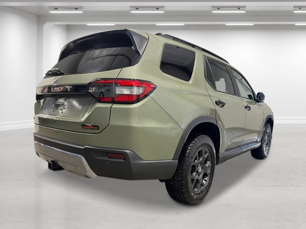New 2026 Honda Pilot TrailSport image 8