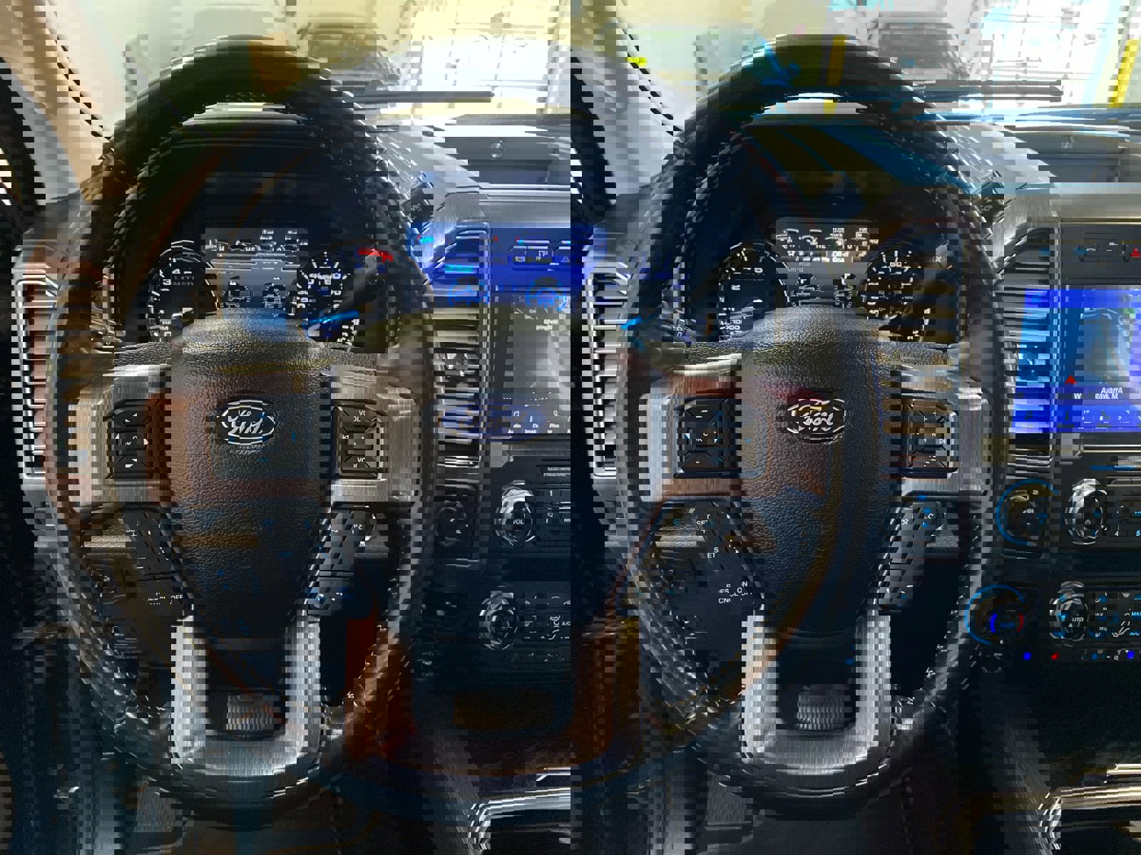 Used 2020 Ford F350 Limited w/ FX4 Off-Road Package image 21