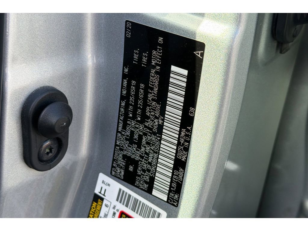 Used 2020 Toyota Highlander XLE image 36