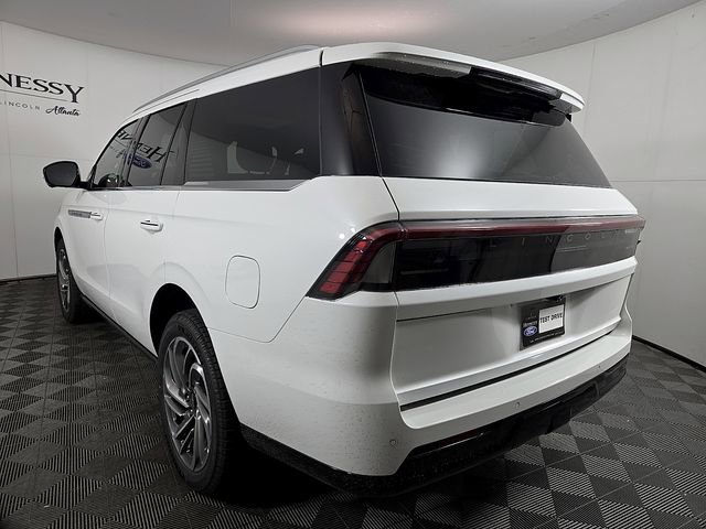 New 2026 Lincoln Navigator Reserve image 7