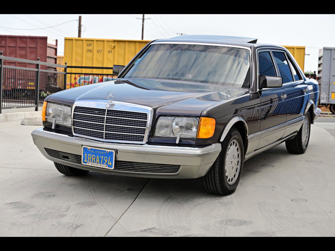 Used 1986 Mercedes-Benz 560 SEL image 1