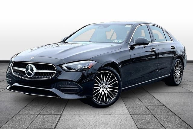 Used 2025 Mercedes-Benz C 300 4MATIC Sedan image 4