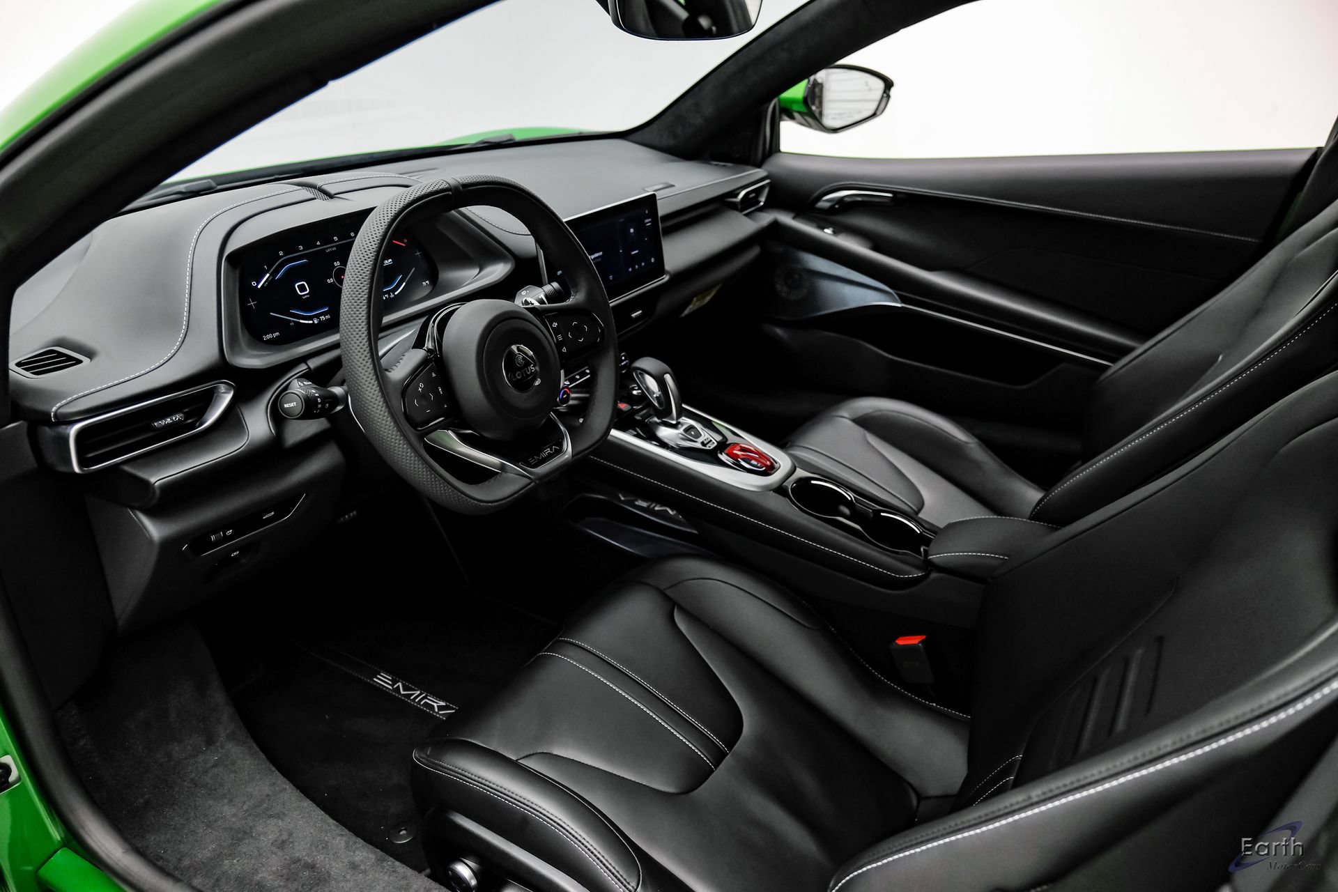 New 2026 Lotus Emira SE RWD image 2