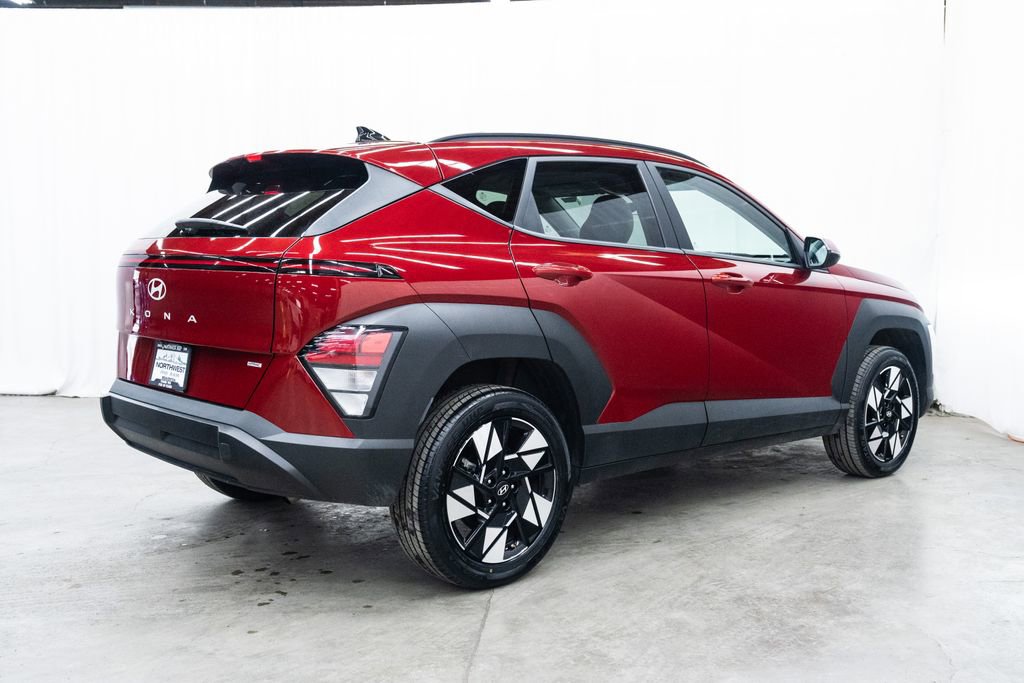 Used 2024 Hyundai Kona SEL image 6