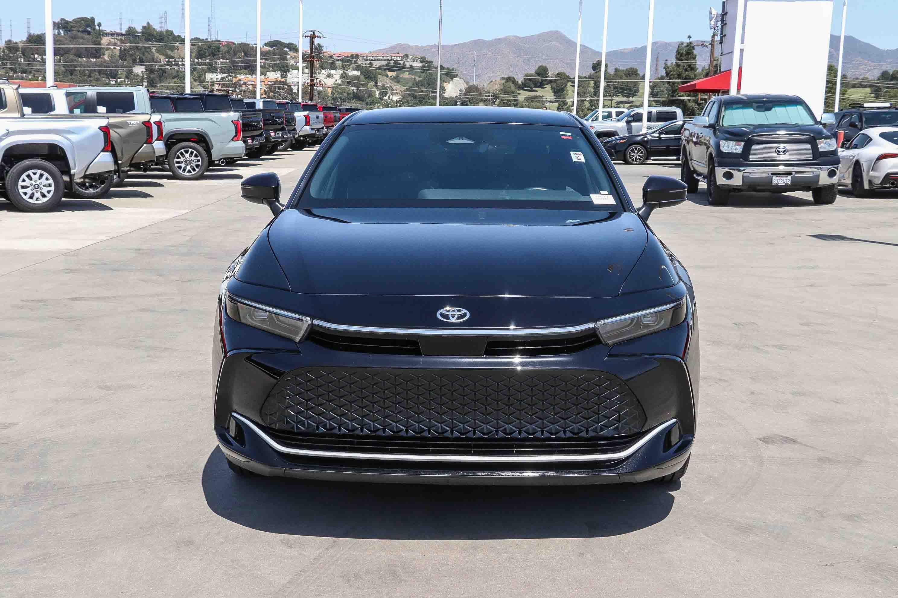 Used 2024 Toyota Crown XLE image 2