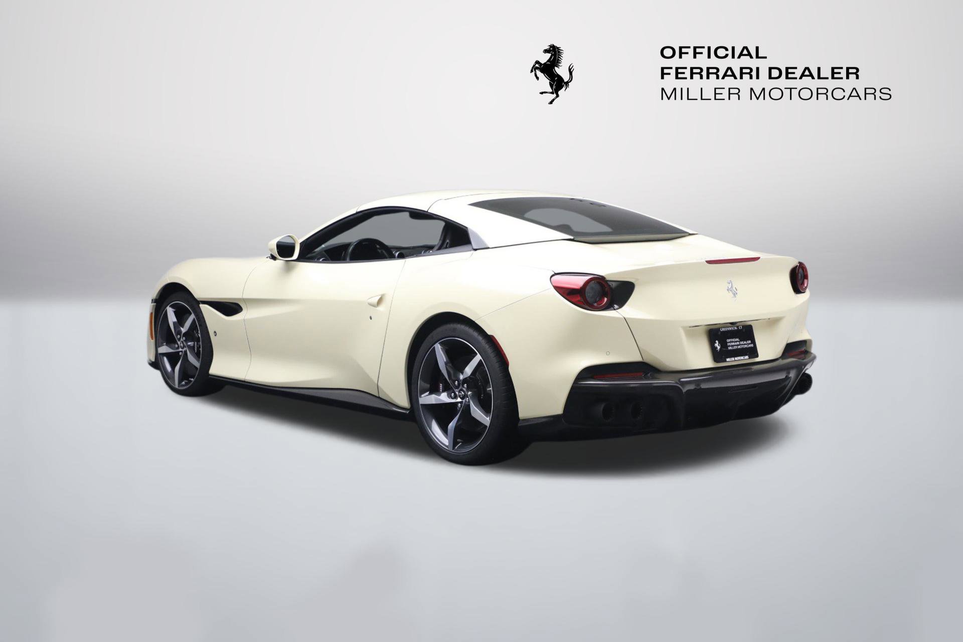 Certified 2023 Ferrari Portofino M image 18