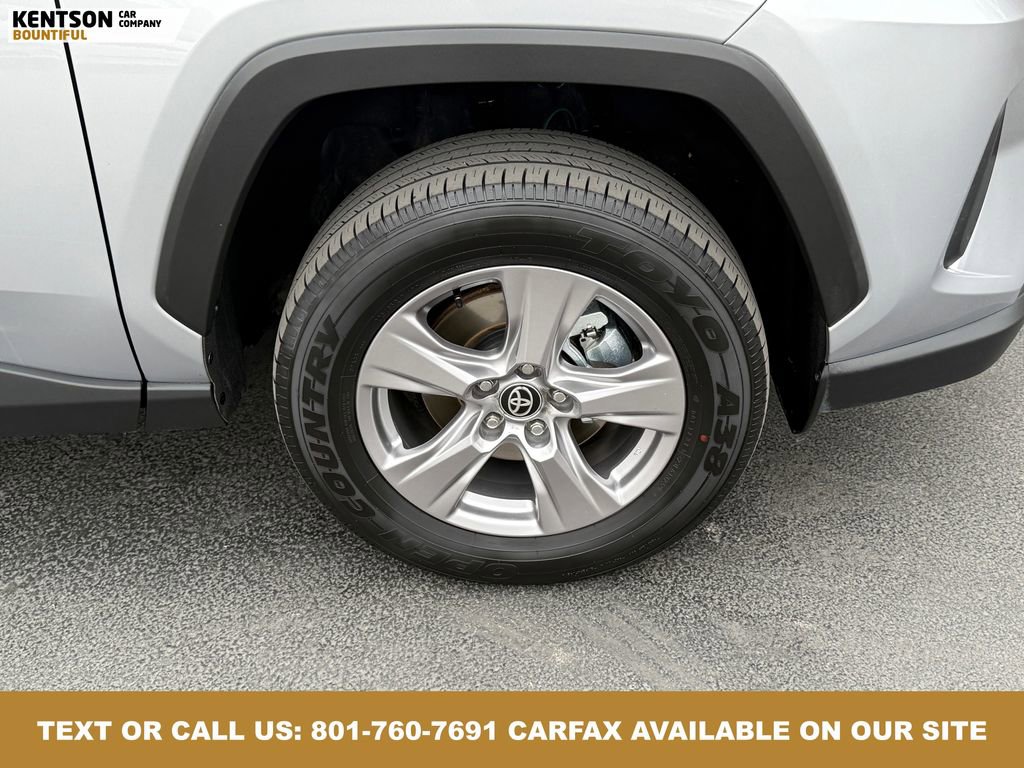 Used 2025 Toyota RAV4 XLE image 15