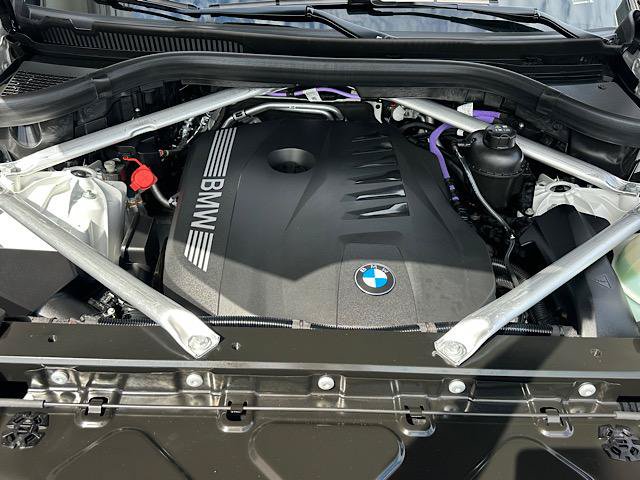 Used 2026 BMW X5 xDrive40i AWD/4WD image 13