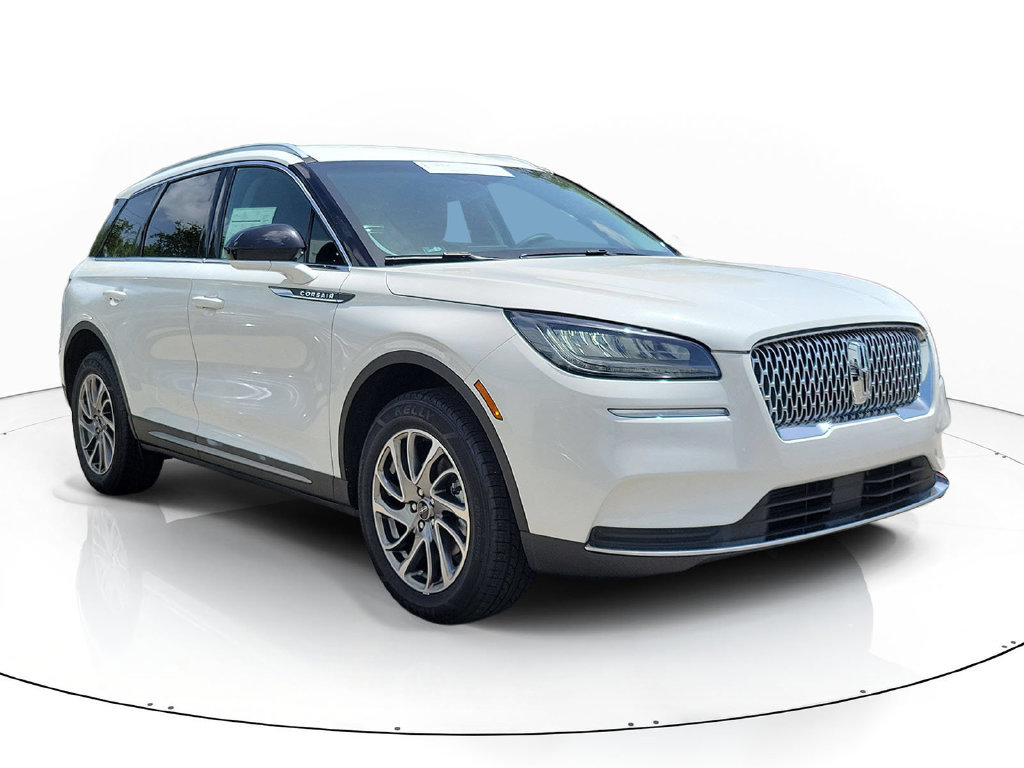 Certified 2022 Lincoln Corsair FWD w/ Equipment Group 101A image 2