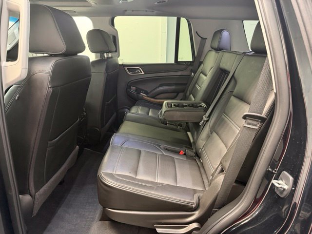 Used 2020 GMC Yukon Denali w/ Denali Ultimate Black Edition AWD/4WD image 28