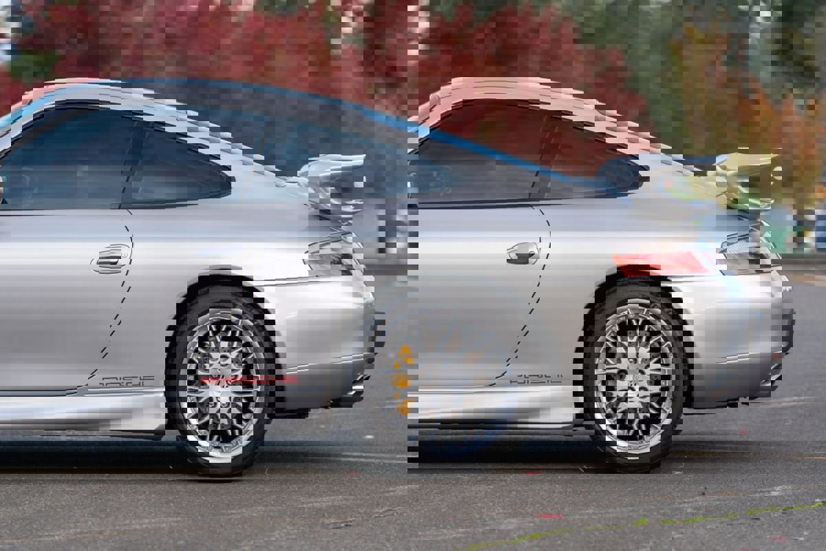 Used 1999 Porsche 911 GT3 RS image 33
