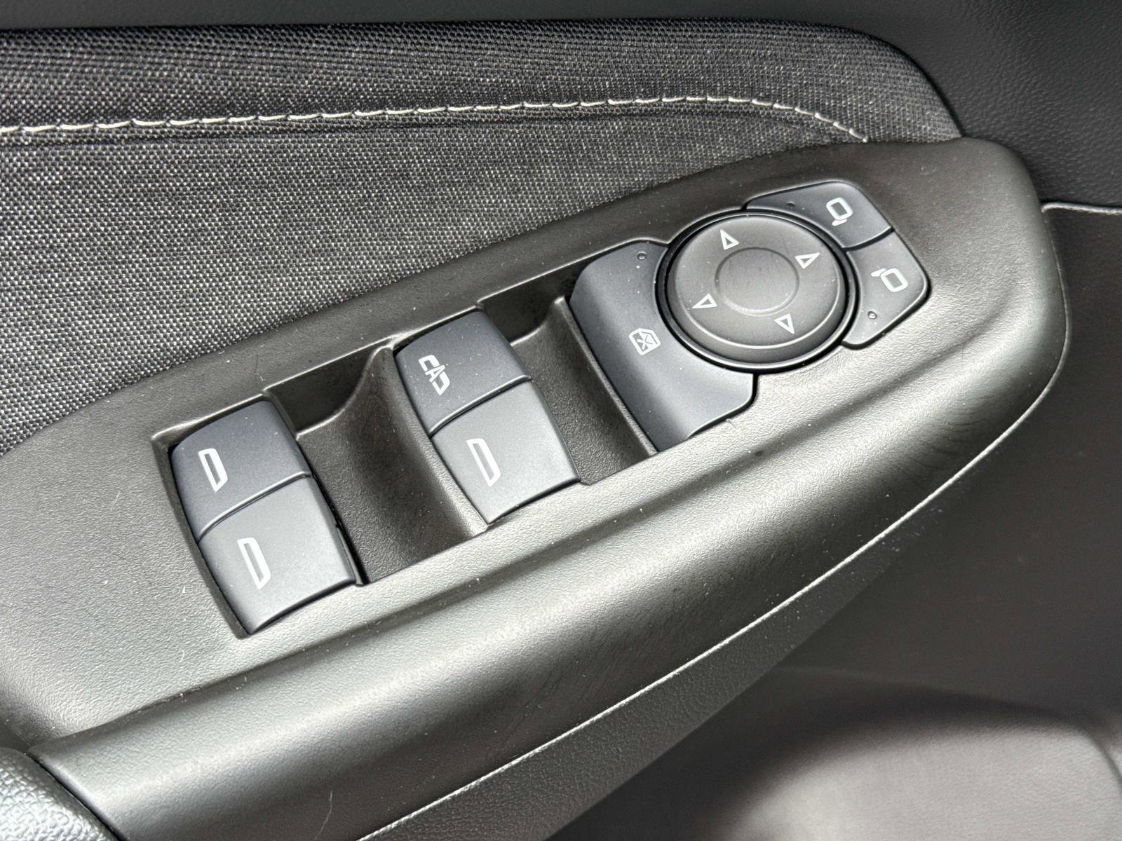 Used 2023 Chevrolet TrailBlazer ACTIV image 16