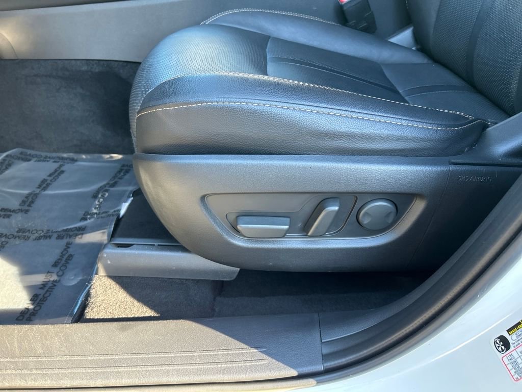 Used 2024 MAZDA CX-90 3.3 Turbo w/ Preferred Package image 16