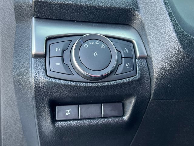 Used 2018 Ford Explorer XLT w/ Equipment Group 202A image 23