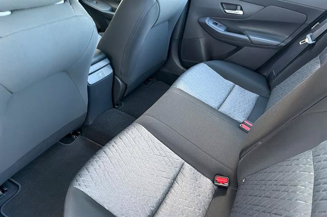 New 2027 Nissan Sentra SV w/ SV Convenience Package FWD image 13