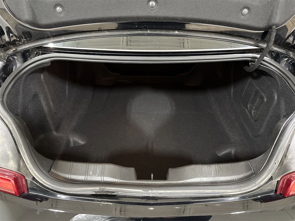 Used 2018 Chevrolet Camaro SS w/ LPO, Ground Effects Package image 25