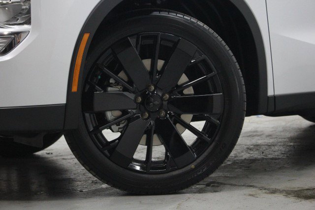 New 2026 Mitsubishi Outlander LE FWD image 3