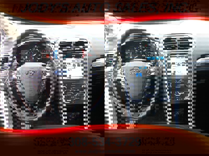 Used 2019 Ford Fusion SE image 6