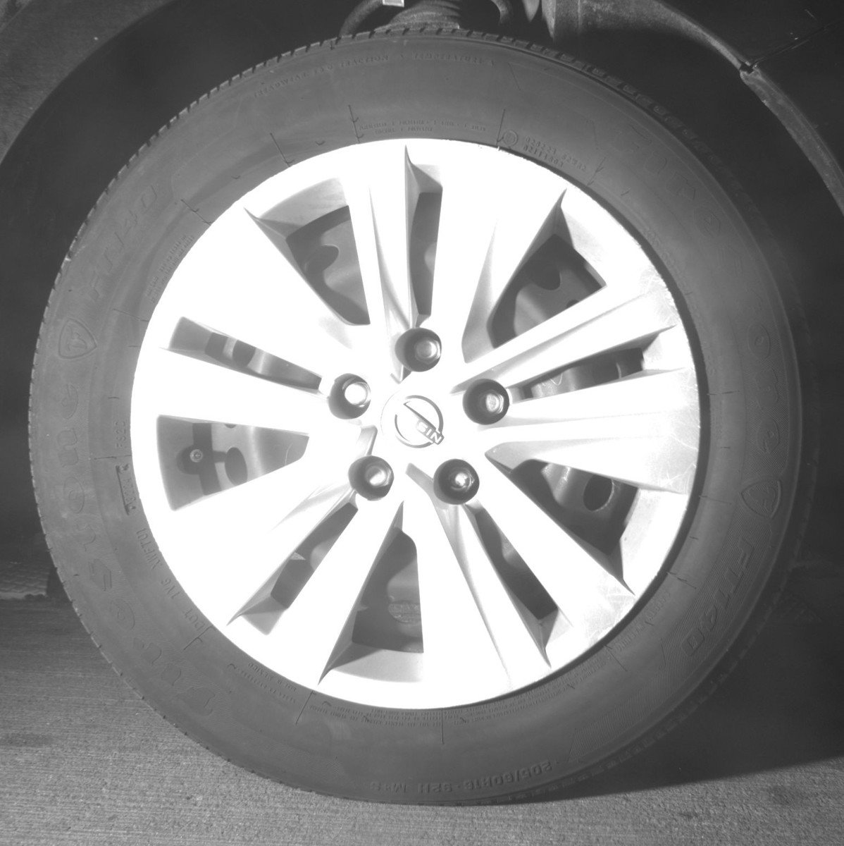 Used 2025 Nissan Sentra S image 13