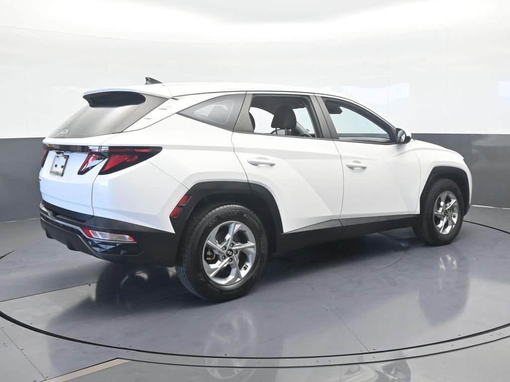 Used 2023 Hyundai Tucson SE image 6