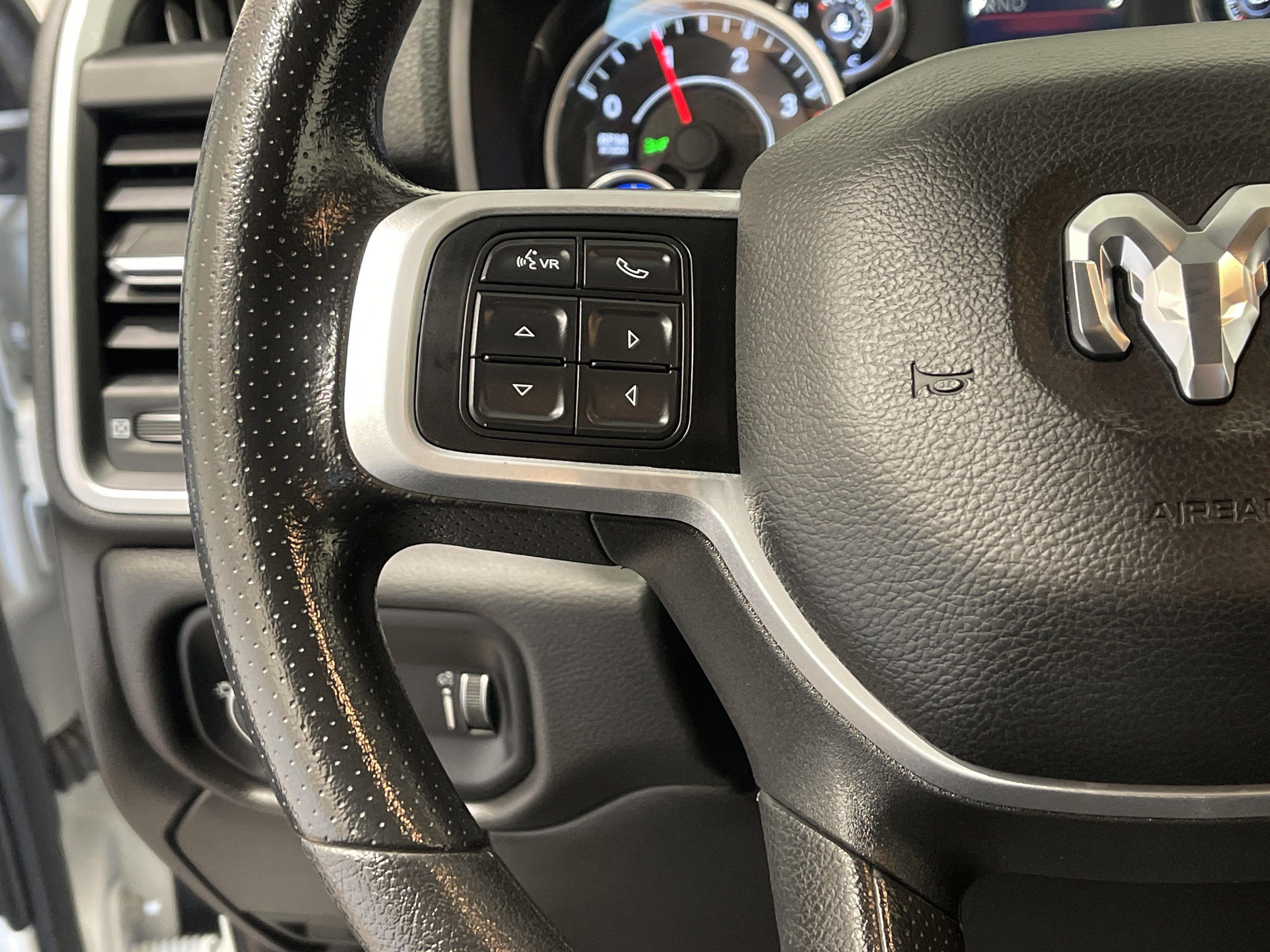 Used 2022 RAM 2500 Big Horn w/ Cold Weather Group image 18