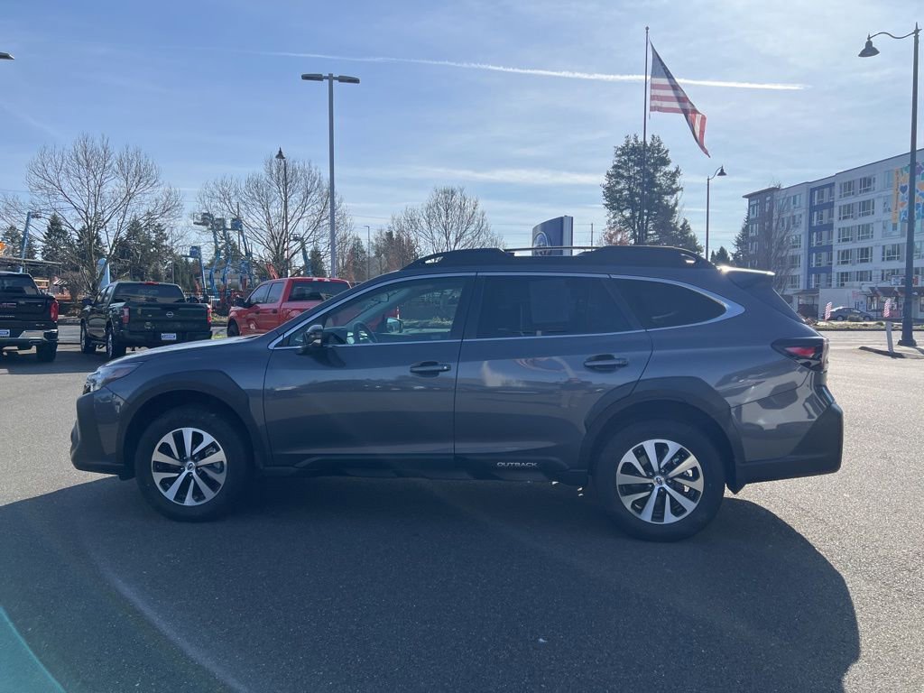 Certified 2025 Subaru Outback Premium image 2