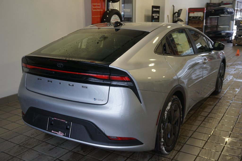 New 2026 Toyota Prius LE image 15