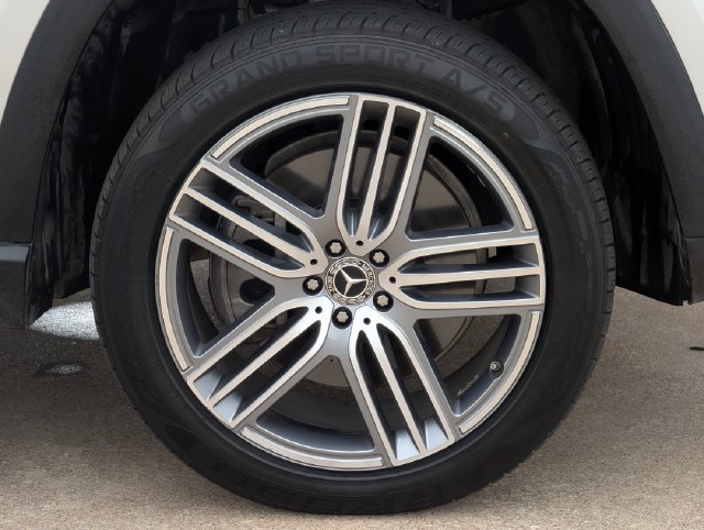 Used 2020 Mercedes-Benz GLS 450 4MATIC image 8