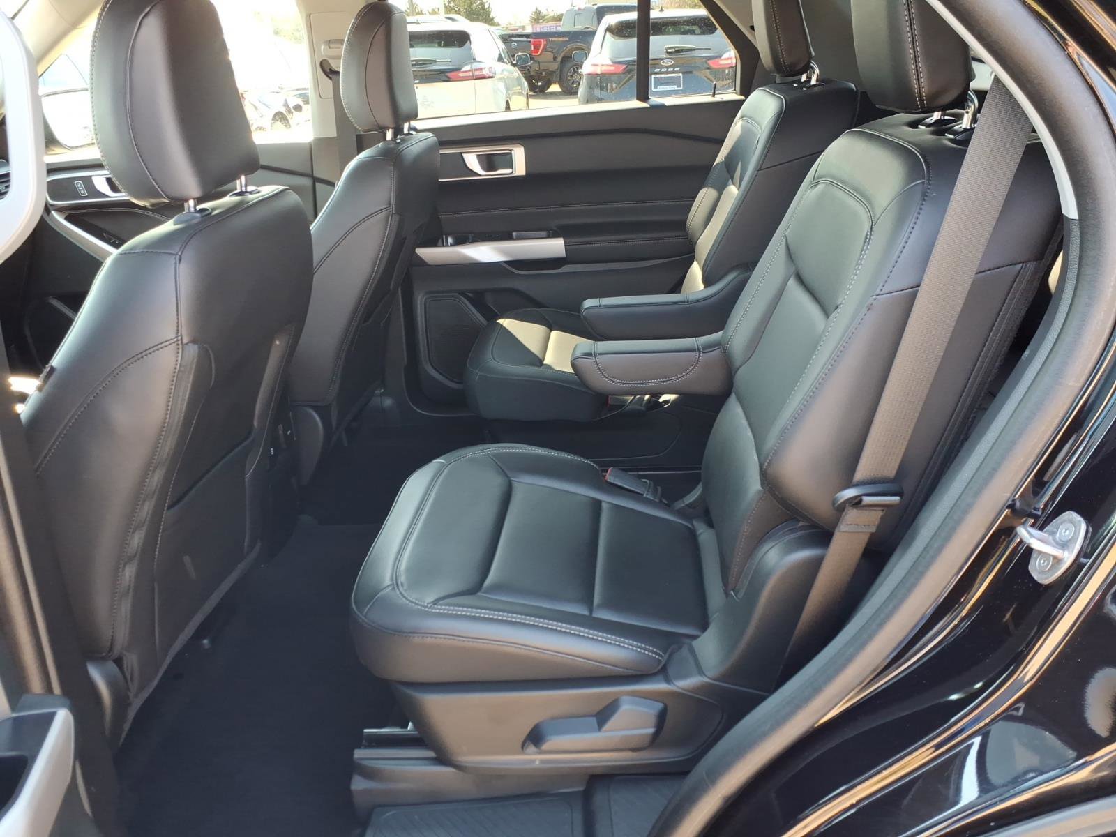 Certified 2024 Ford Explorer XLT w/ Equipment Group 202A AWD/4WD image 13