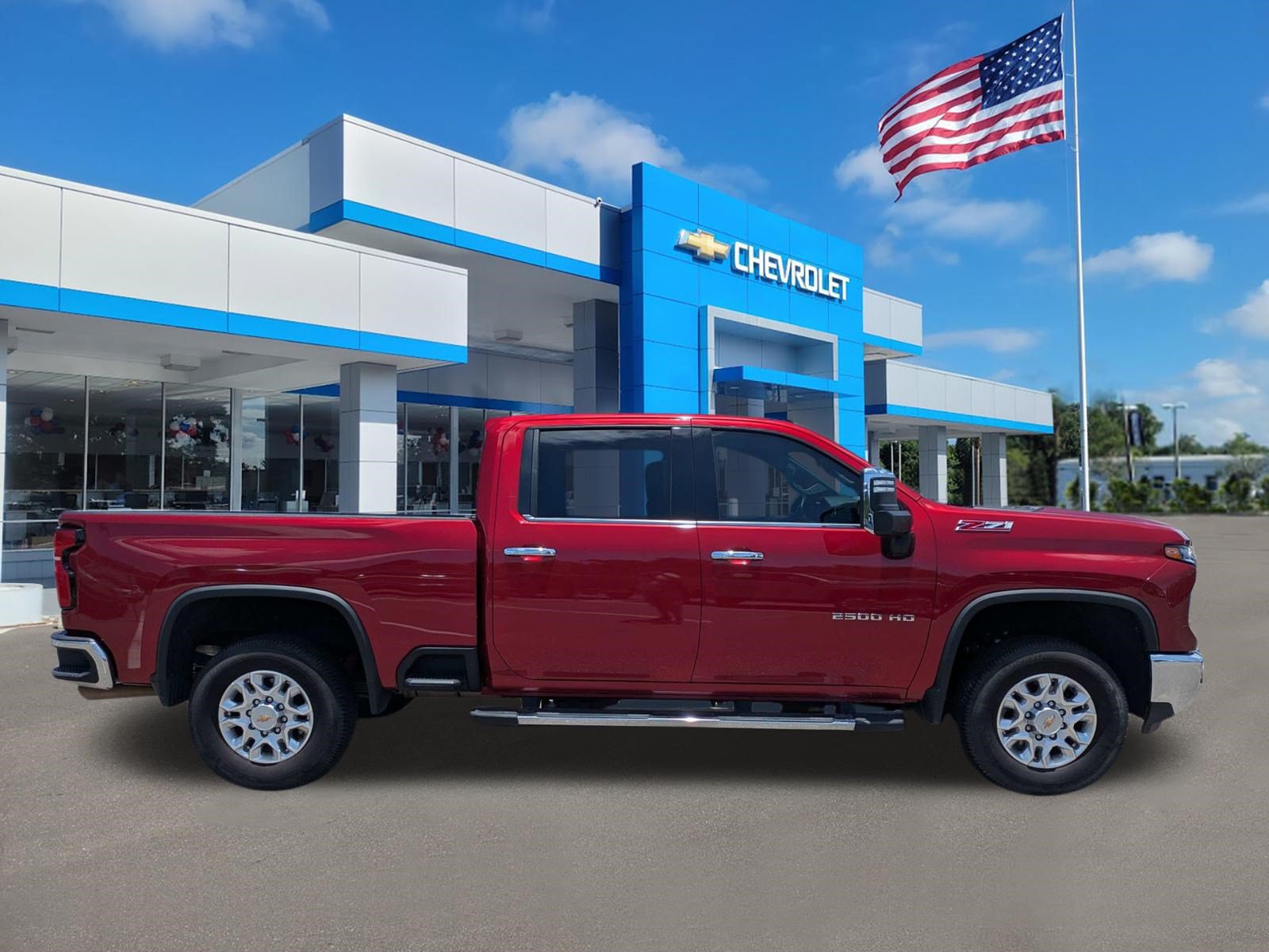 Used 2024 Chevrolet Silverado 2500 LTZ w/ LTZ Premium Package AWD/4WD image 2