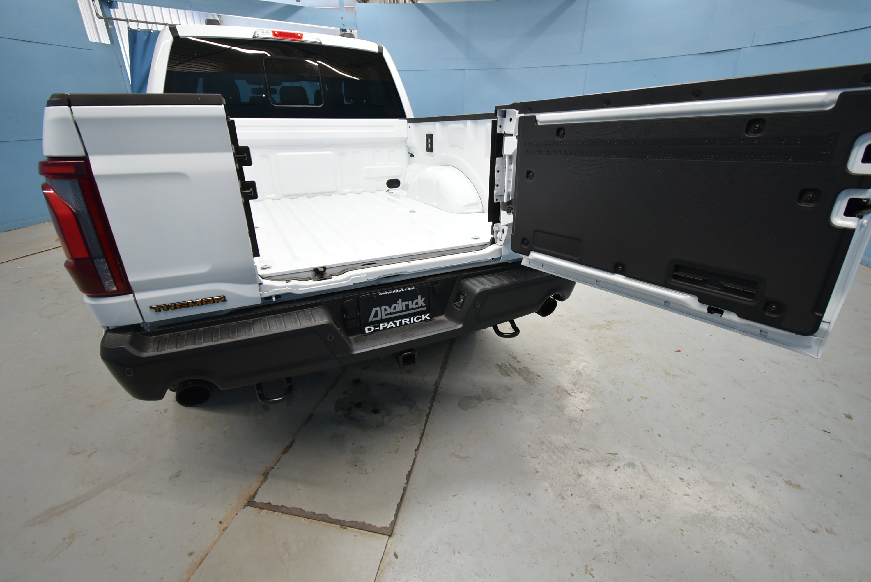 New 2025 Ford F150 Tremor w/ Equipment Group 402A High image 32