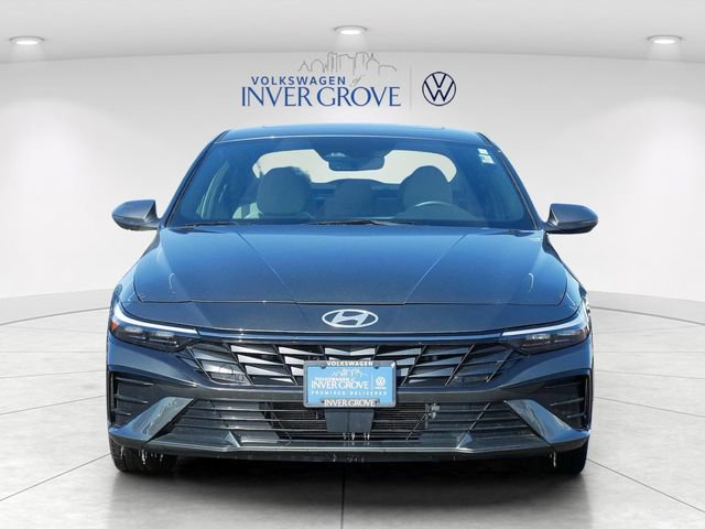 Used 2024 Hyundai Elantra Limited image 2