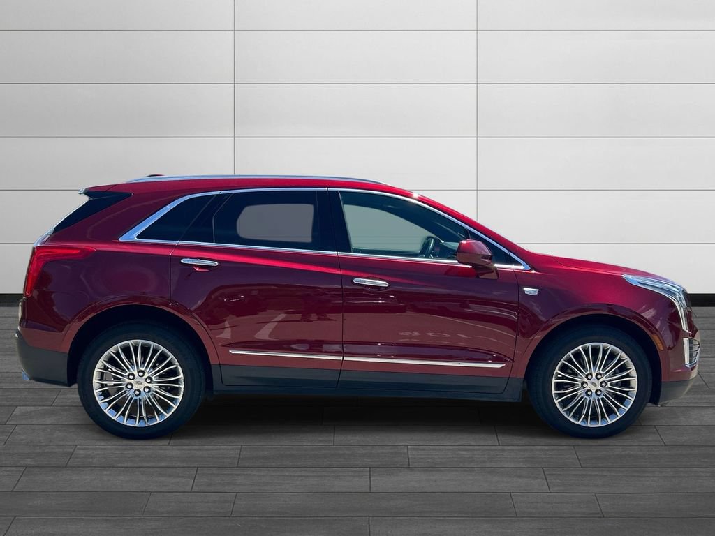 Used 2017 Cadillac XT5 Premium Luxury FWD image 6