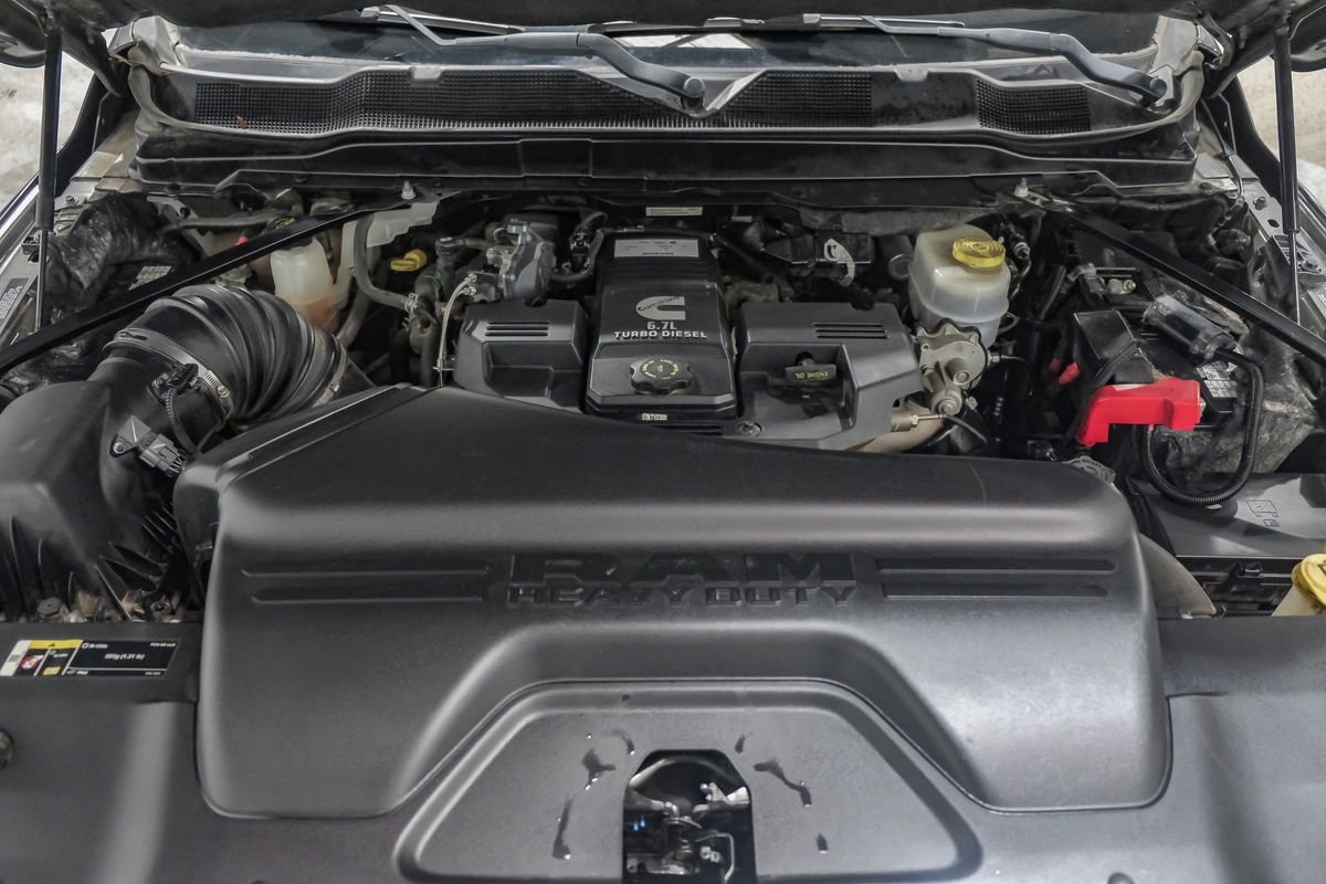 Used 2020 RAM 3500 Laramie image 58