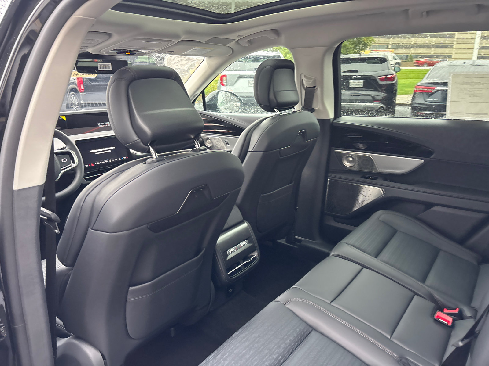 New 2026 Lincoln Nautilus Reserve AWD/4WD image 28