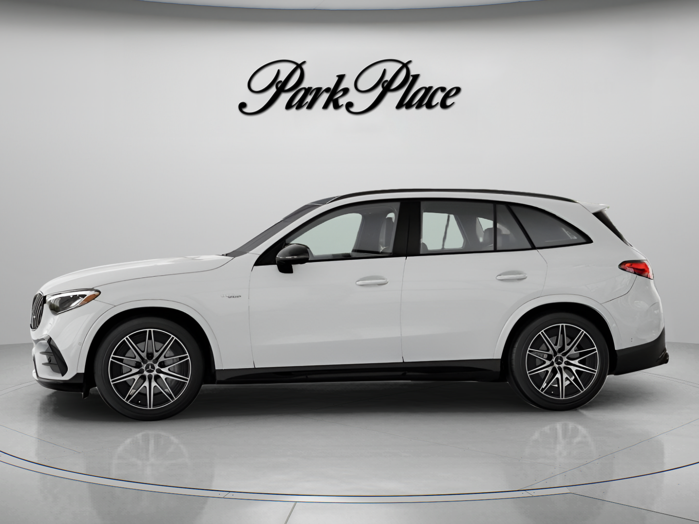 Certified 2026 Mercedes-Benz GLC 43 AMG 4MATIC image 5