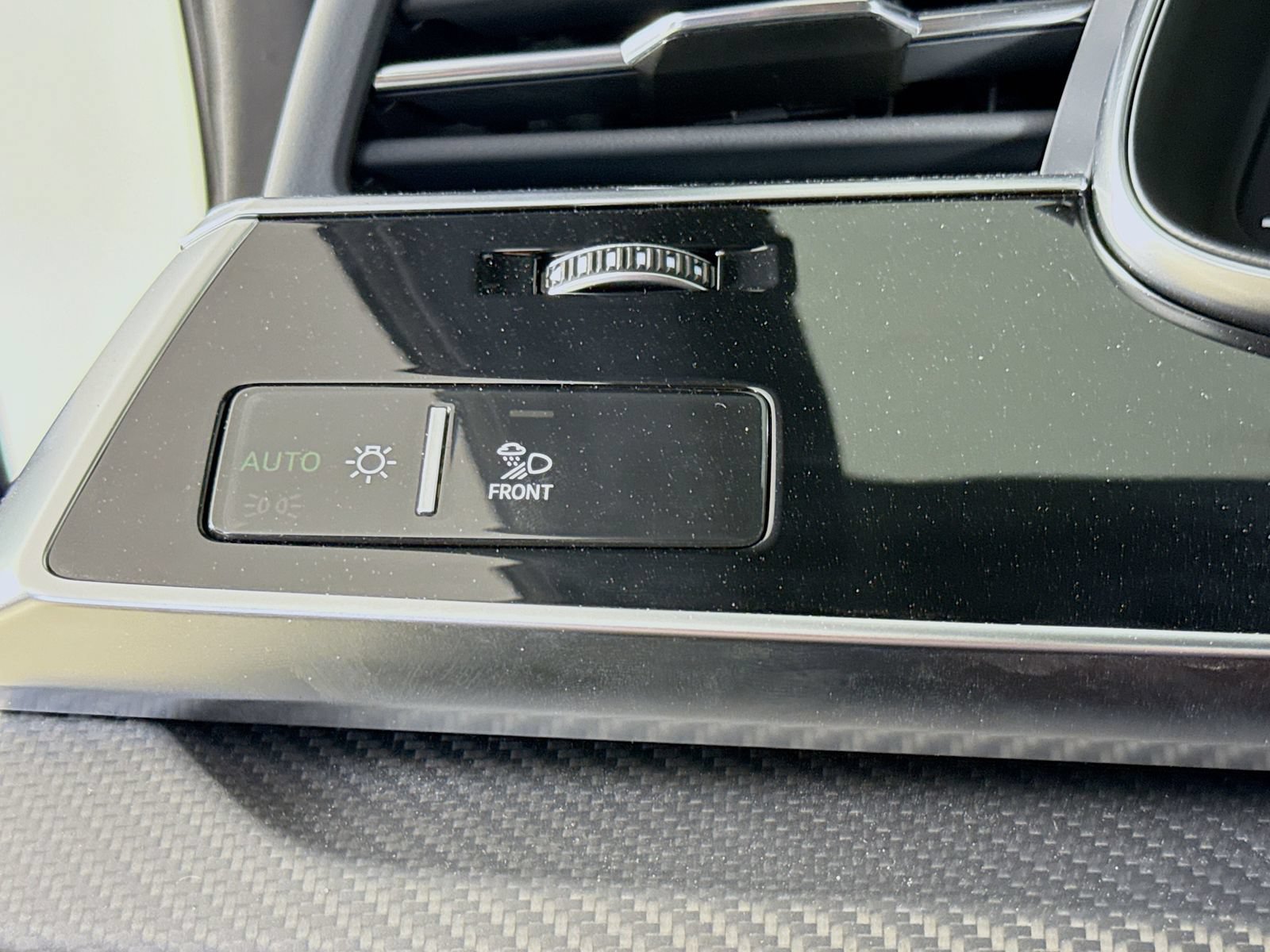 New 2025 Audi RS Q8 performance AWD/4WD image 10